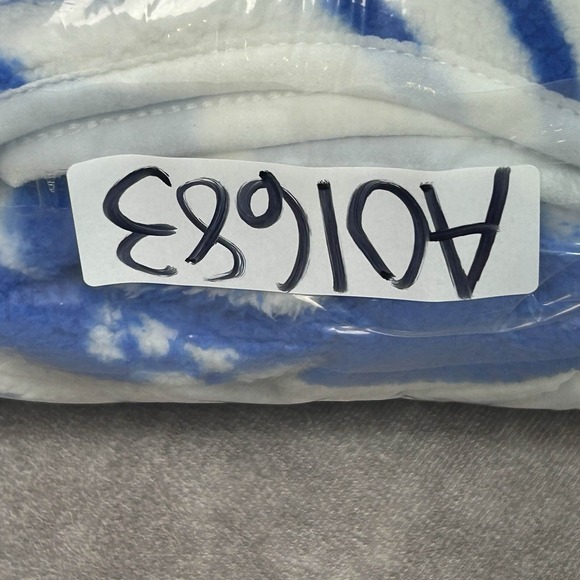 Duvin Paradise Zip Hawaii Hibiscus Sherpa Size XL Blue White - Picture 6 of 6